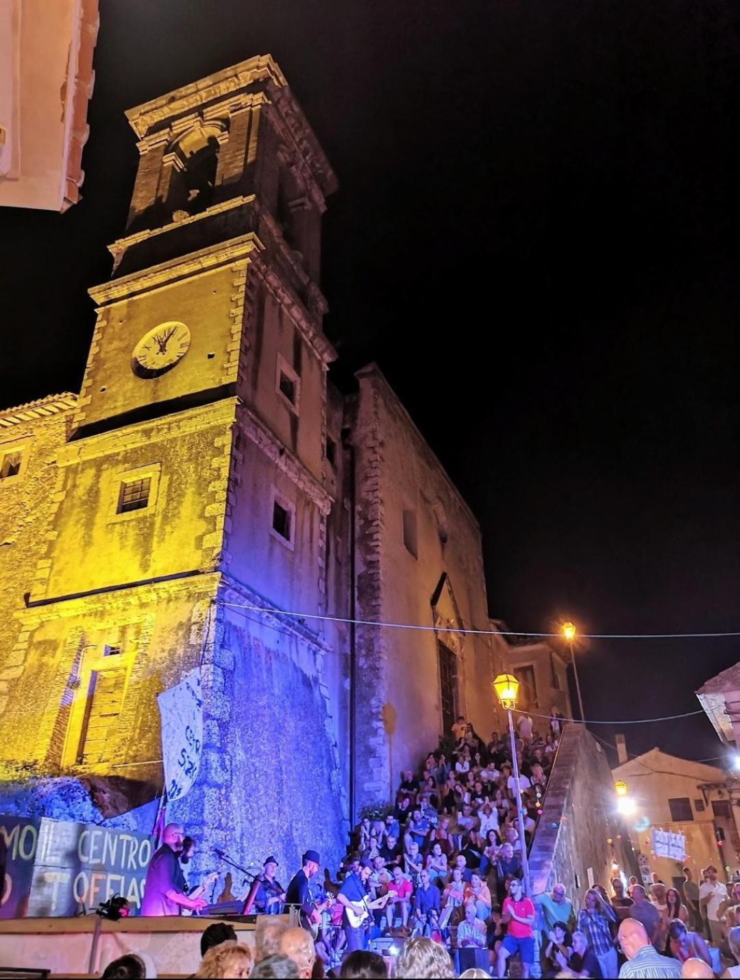 Toffia La Casa In Piazza 아파트 외부 사진